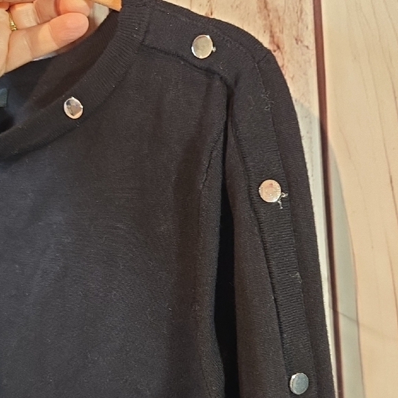 Alfani Black Silver Studded Women's Blouse With Notched Sleeves Size Large - Picture 5 of 7